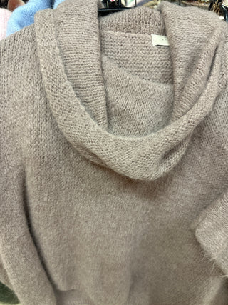 Alpaca poncho Alexandra