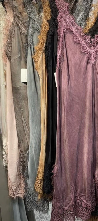 Pitsiviskoosi mekko Emily