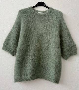 Kidmohairneule Monna ( lyhythiha)