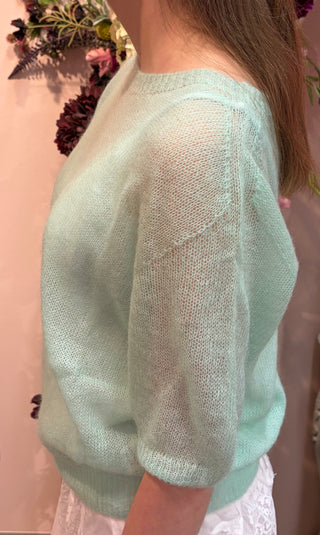 Kid Mohairneule Aurora (lyhythiha)