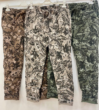 STRECHHOUSUT kuviolliset ( 38-42/44)