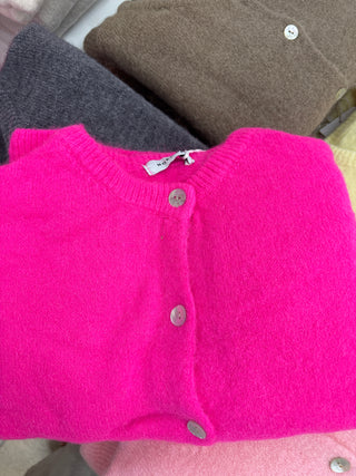 Alpakkaneulejakku Alisé