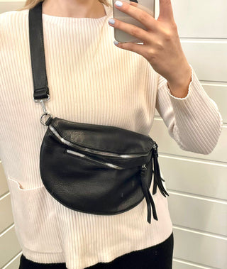 Vyölaukku (fake leather)